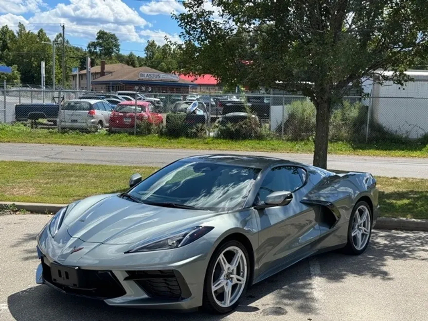 2024 Chevrolet Corvette Stingray photo 1