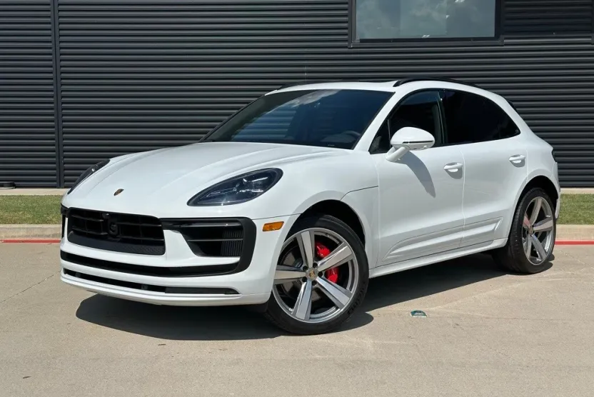 2026 Porsche Macan S photo 1