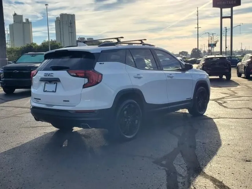 2020 Gmc Terrain SLT photo 1