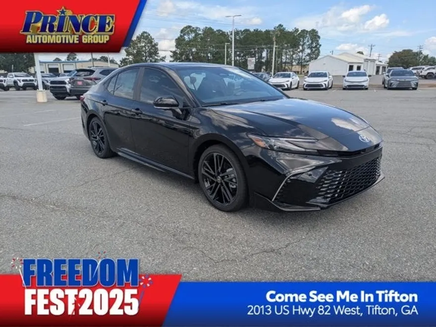 2025 Toyota Camry XSE photo 1