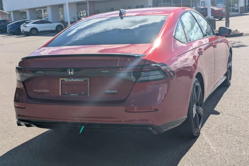 2024 Honda Accord Hybrid Sport-L photo 1