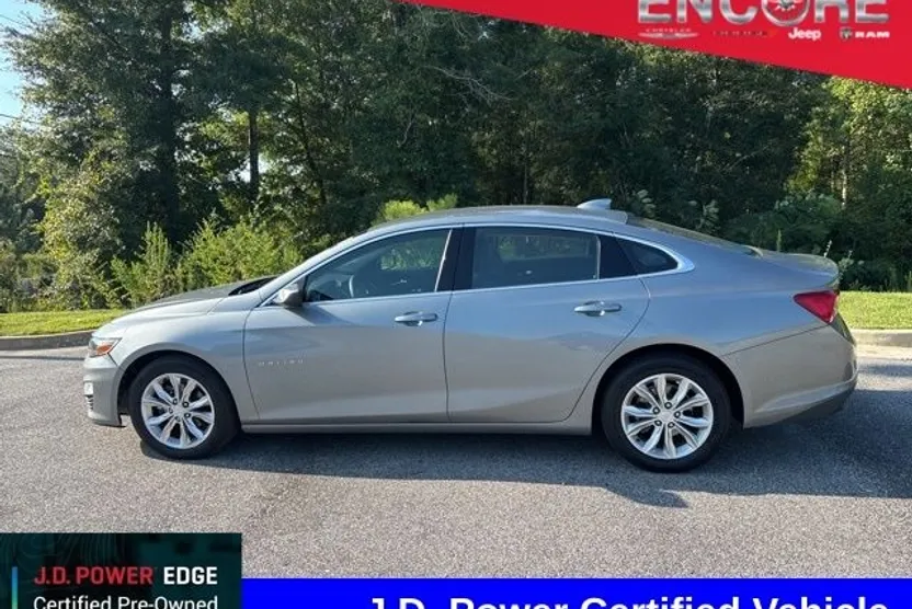 2023 Chevrolet Malibu 1LT photo 1