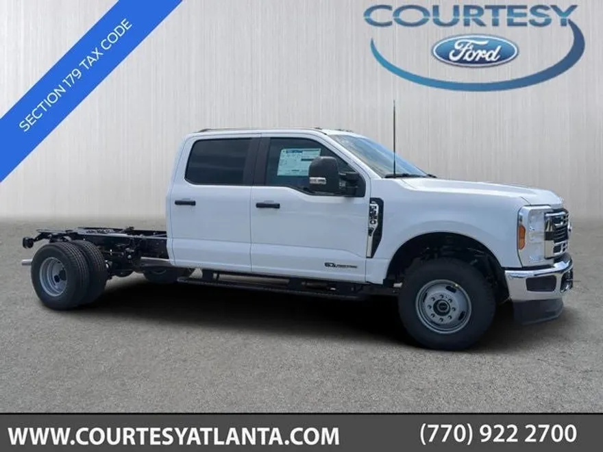2025 Ford F-350 photo 1