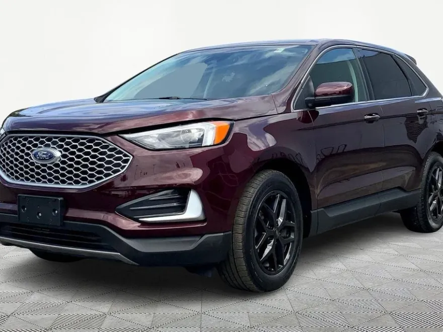 2024 Ford Edge SEL photo 1