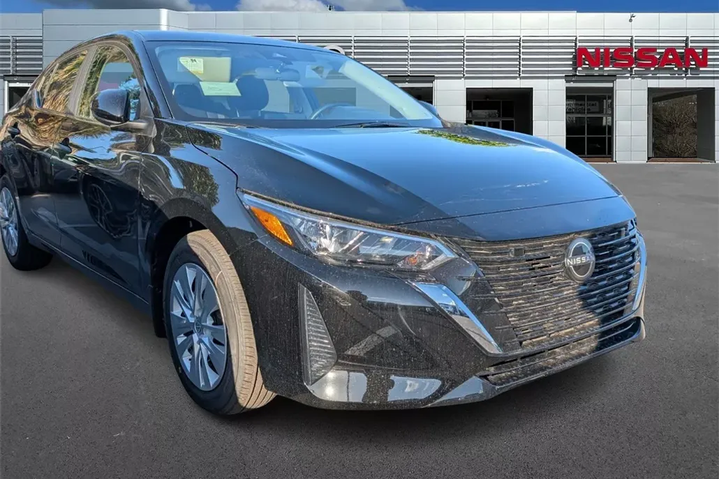 2025 Nissan Sentra S photo 1