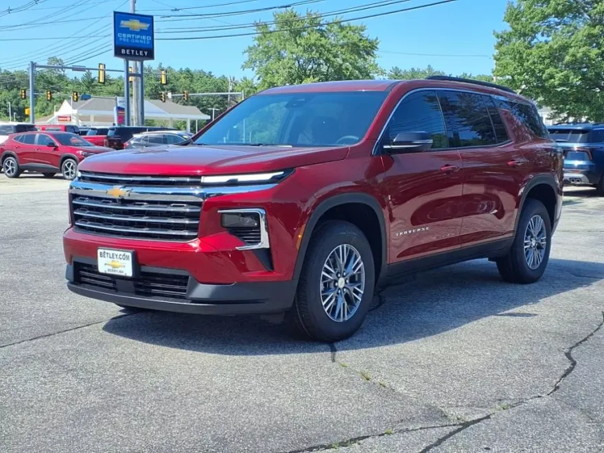 2025 Chevrolet Traverse photo 1