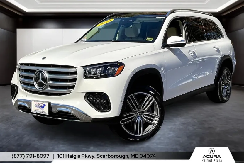 2024 Mercedes Benz GLS 450 4MATIC photo 1