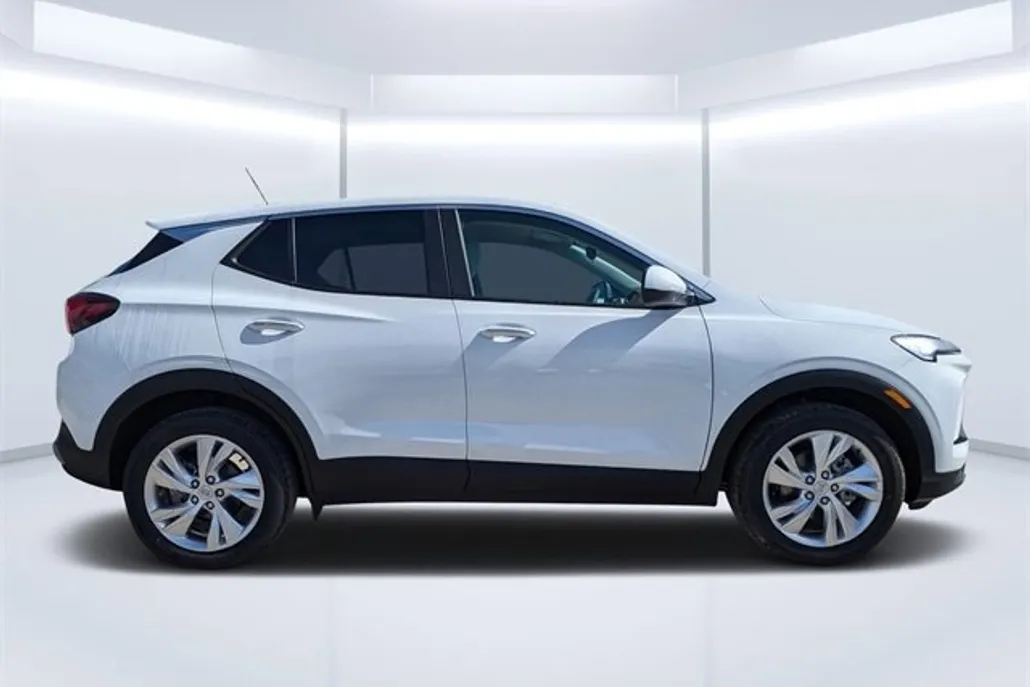 2025 Buick Encore GX Preferred photo 1