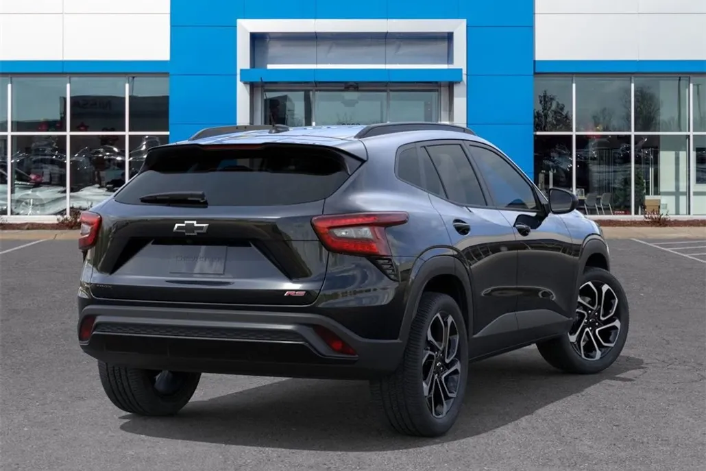 2025 Chevrolet Trax photo 1
