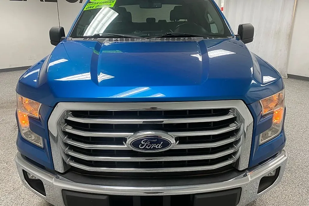 2015 Ford F-150 XLT photo 1