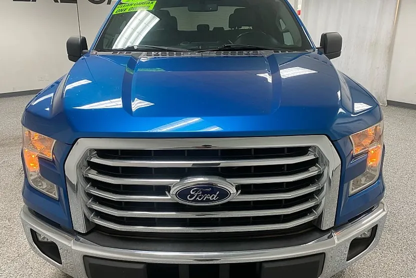 2015 Ford F-150 XLT photo 1