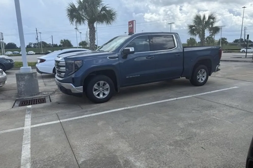 2024 Gmc Sierra 1500 SLE photo 1