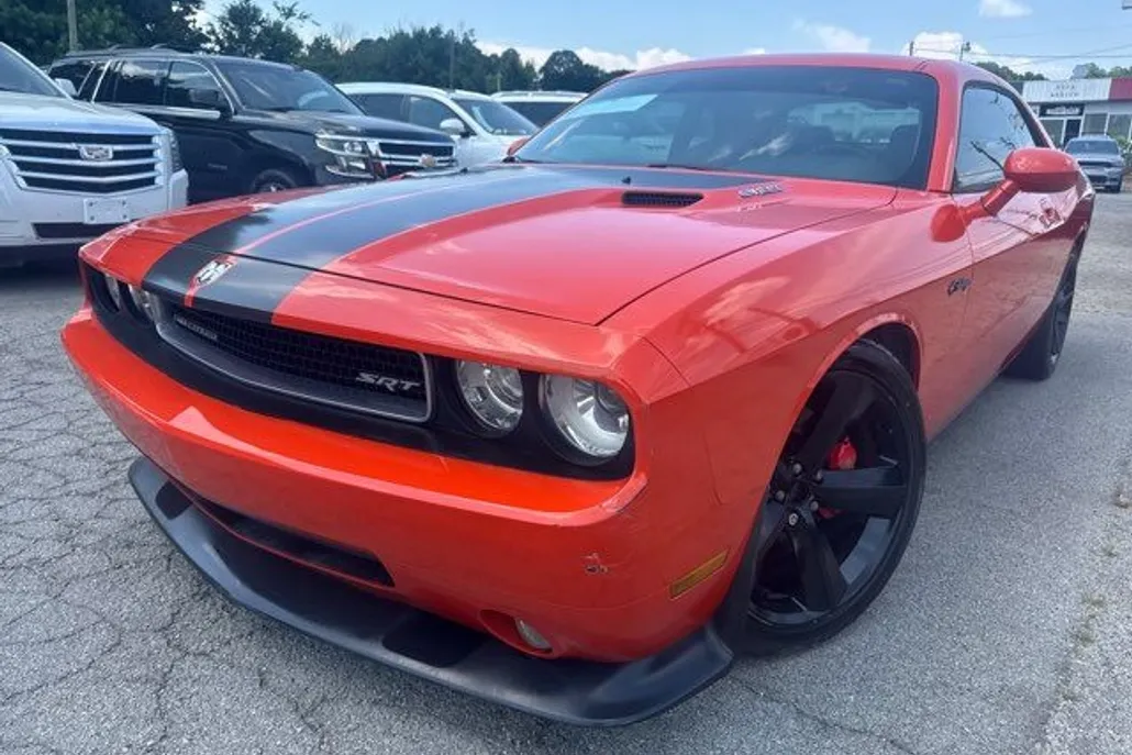 2009 Dodge Challenger SRT8 photo 1