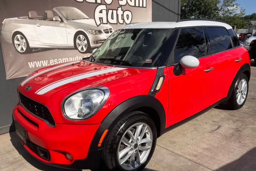 2011 Mini Countryman S photo 1