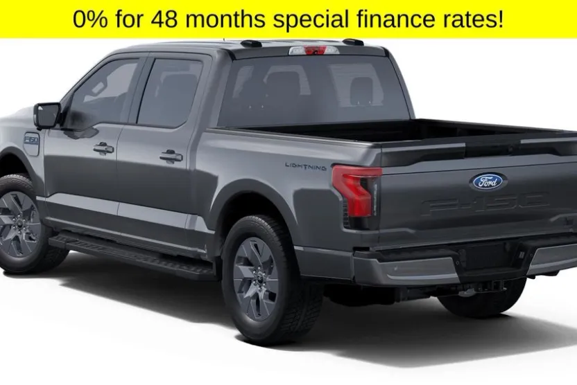2025 Ford F-150 Lightning photo 1