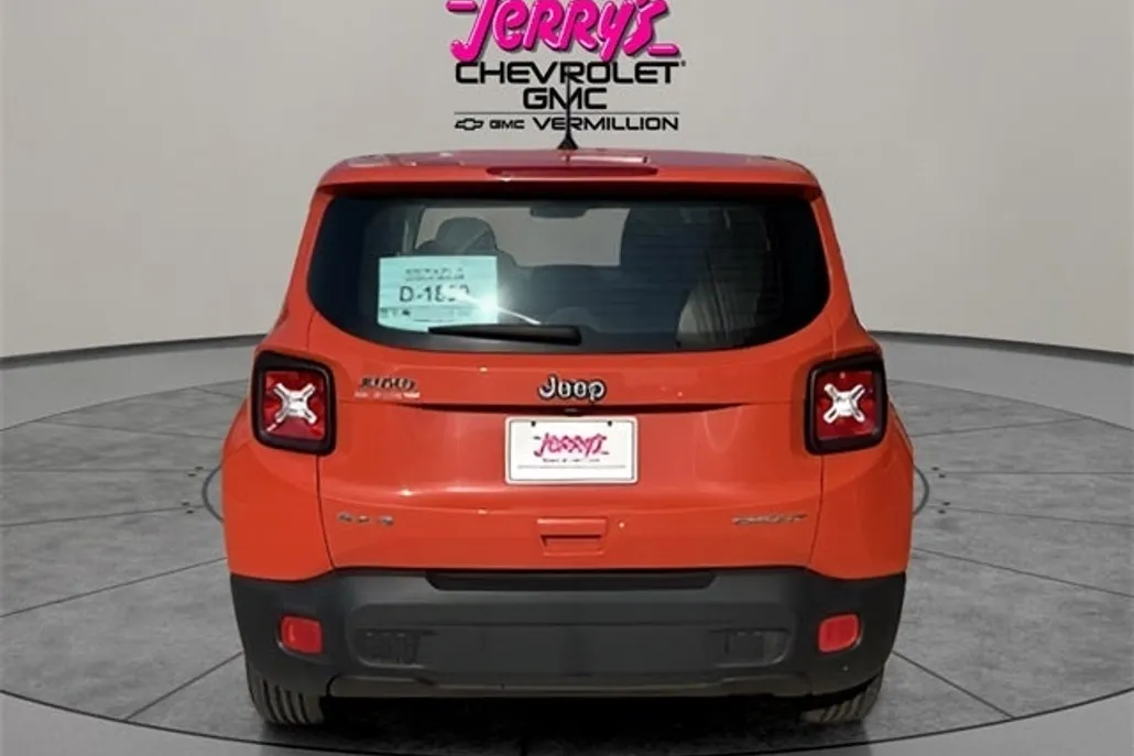 2018 Jeep Renegade Sport photo 1