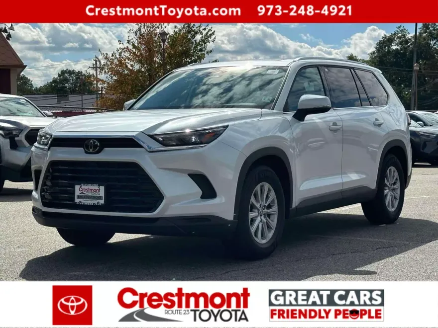2025 Toyota Grand Highlander XLE photo 1