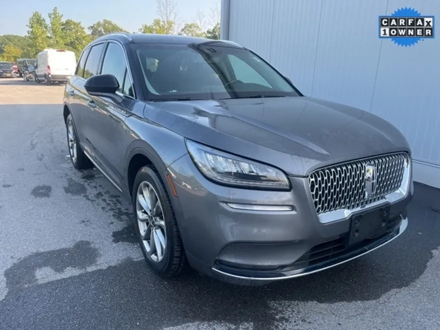 2021 Lincoln Corsair Standard photo 1