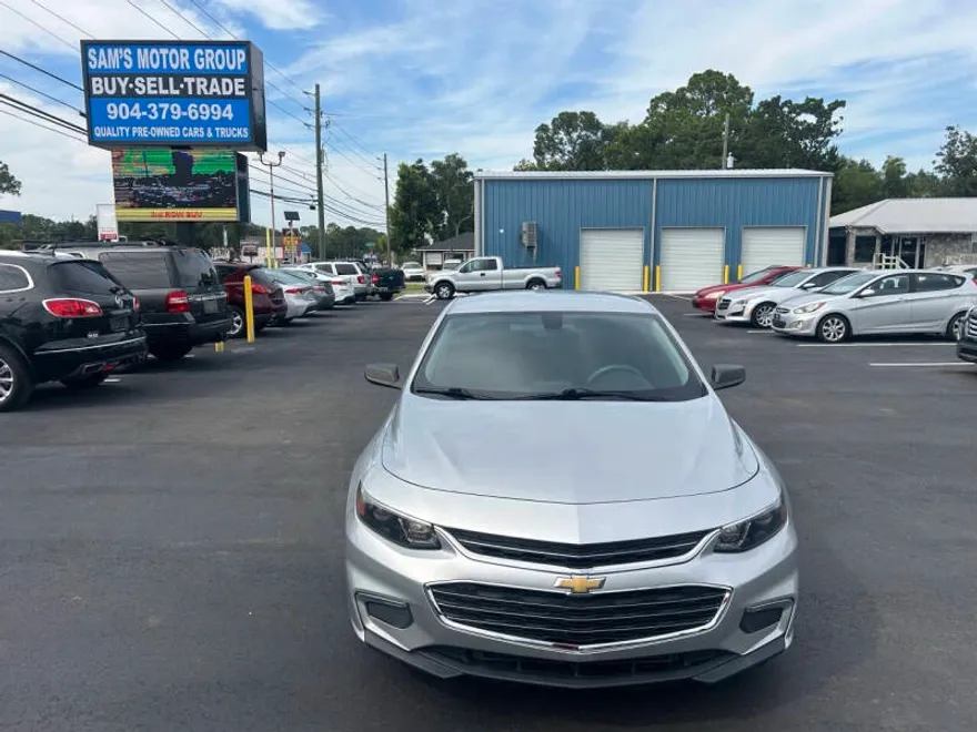 2016 Chevrolet Malibu LS photo 1