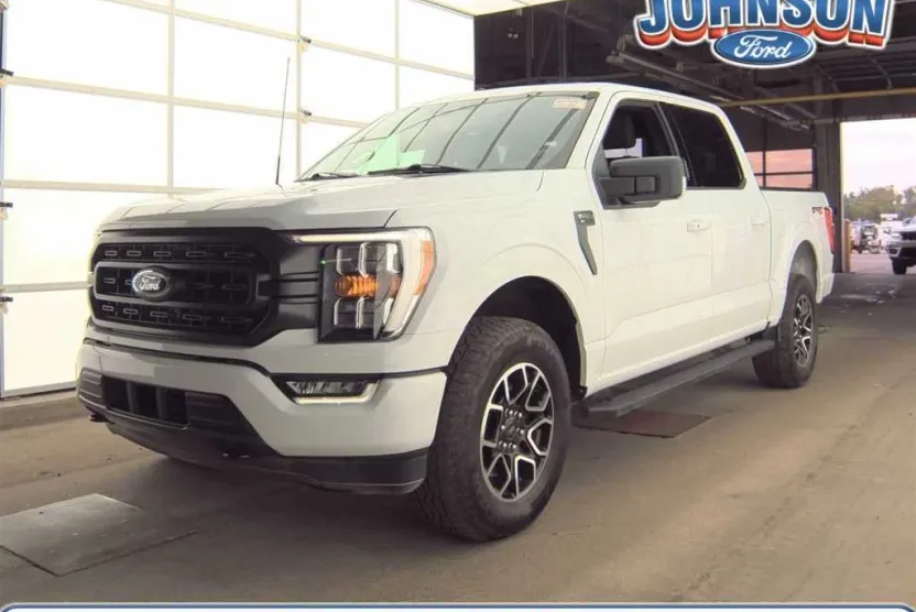 2023 Ford F-150 XLT photo 1