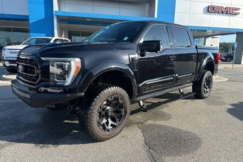 2021 Ford F-150 Lariat photo 1