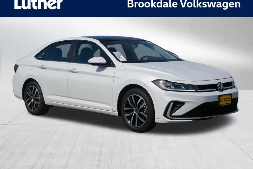 2025 Volkswagen Jetta SE photo 1