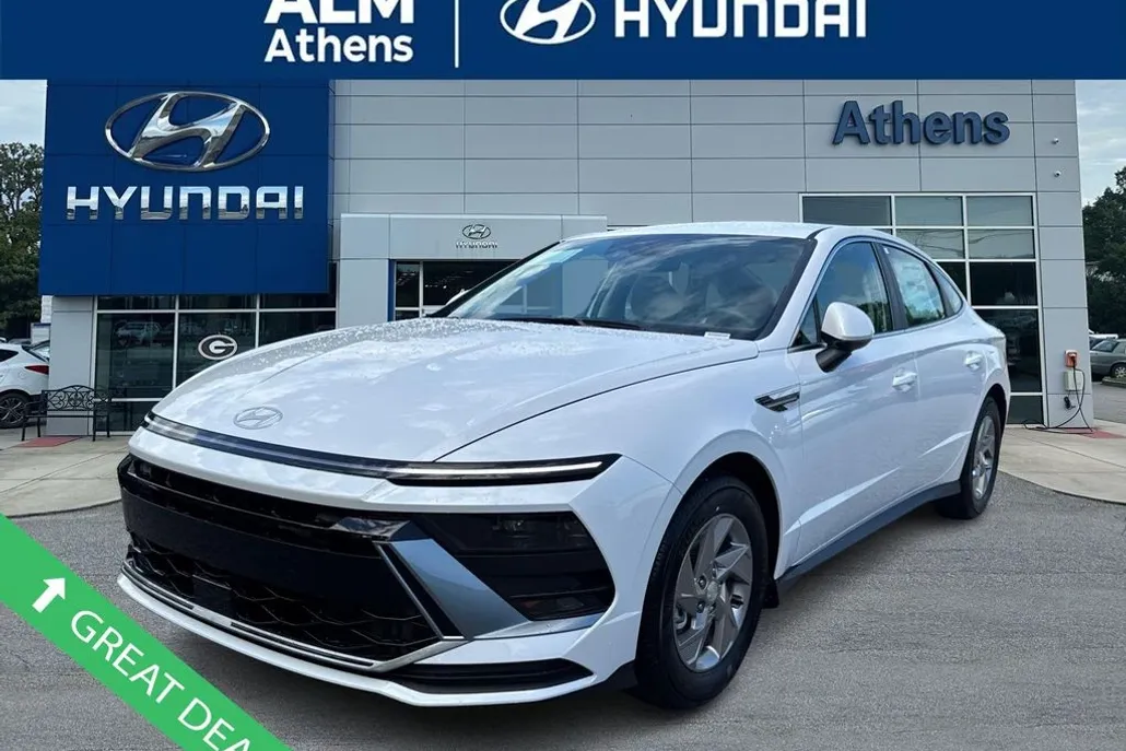 2025 Hyundai Sonata SE photo 1