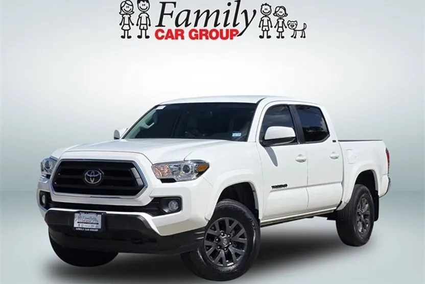 2023 Toyota Tacoma SR5 V6 photo 1