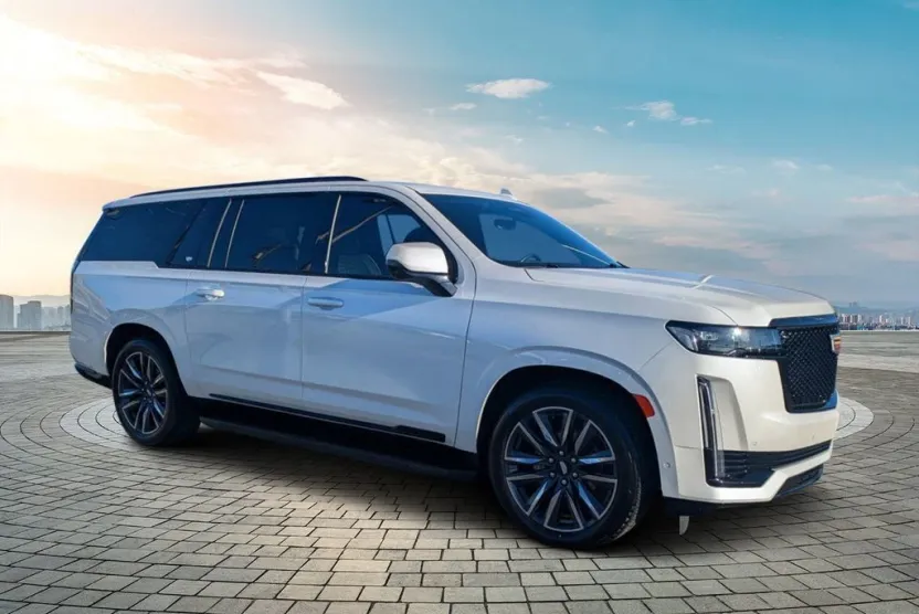 2023 Cadillac Escalade ESV Sport Platinum photo 1