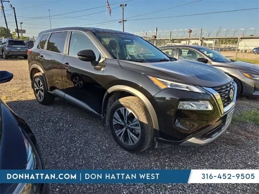 2023 Nissan Rogue SV photo 1