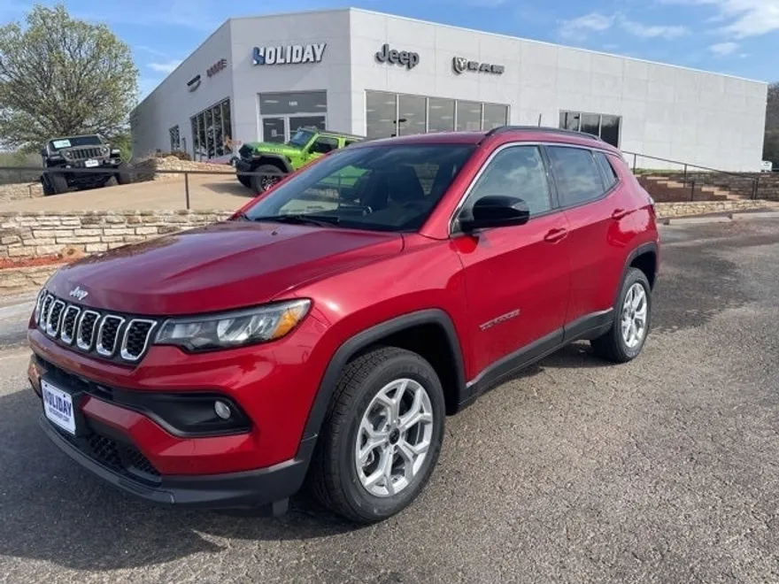 2025 Jeep Compass Latitude photo 1