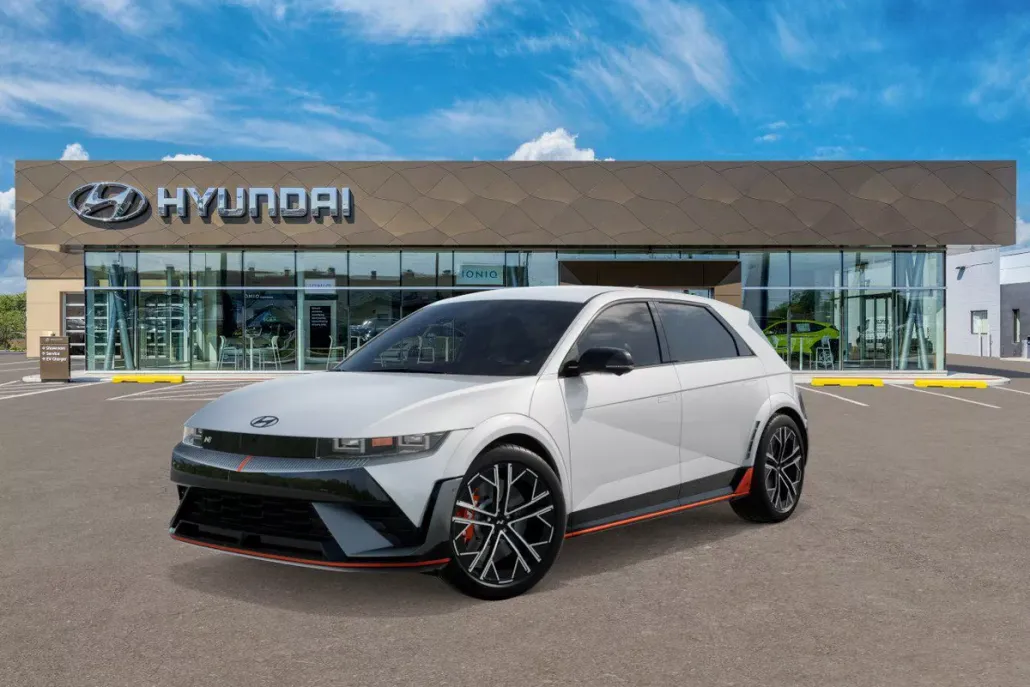 2025 Hyundai Ioniq photo 1