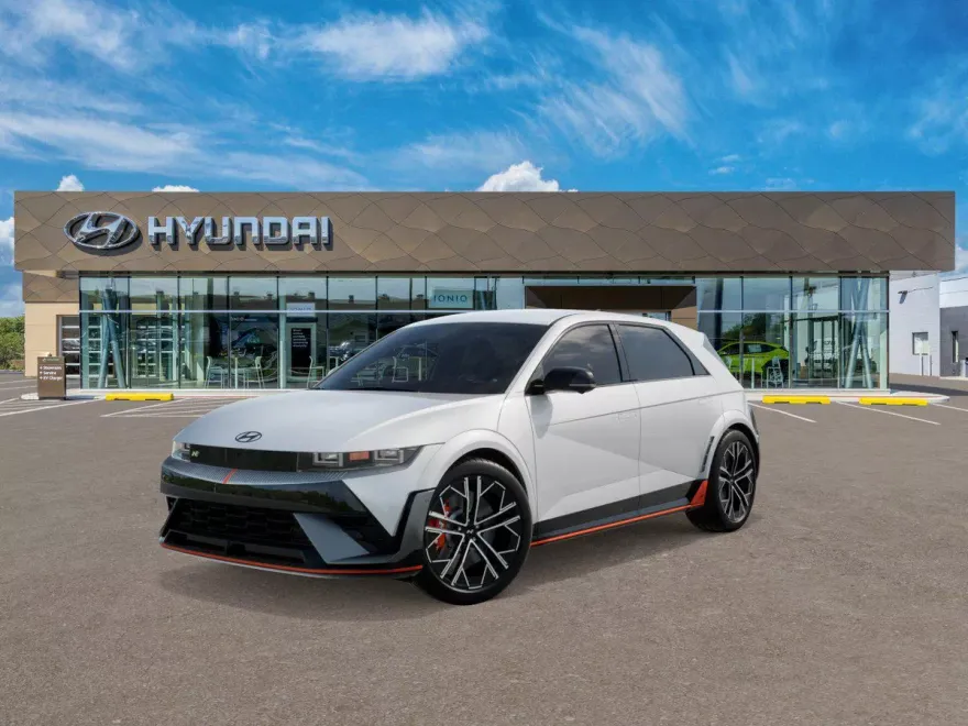 2025 Hyundai Ioniq photo 1
