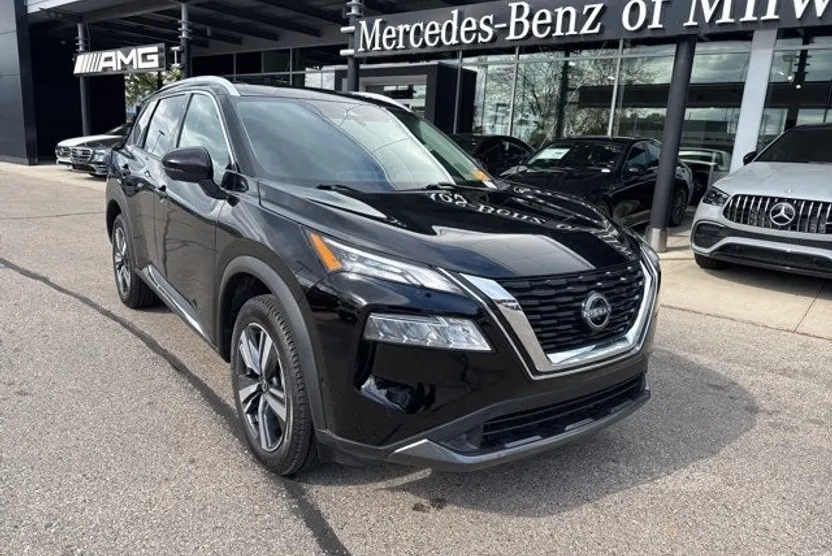 2023 Nissan Rogue SL photo 1