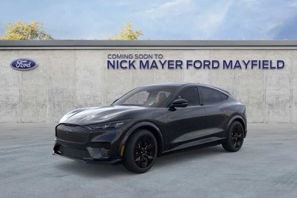 2025 Ford Mustang Mach-E GT photo 1