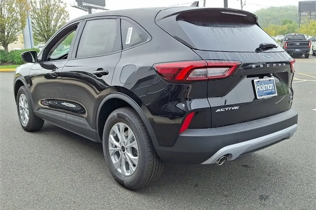 2026 Ford Escape Active photo 1