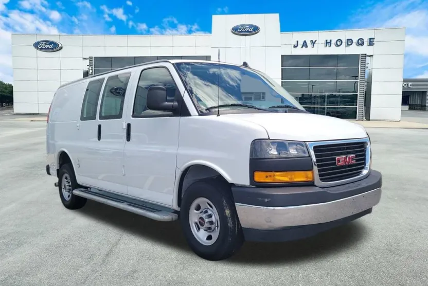 2023 Gmc Savana Cargo 2500 photo 1