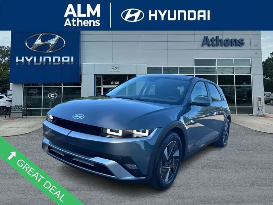 2025 Hyundai Ioniq 5 SE Standard Range photo 1