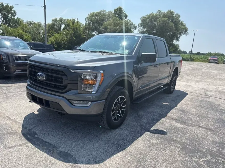 2022 Ford F-150 XLT photo 1