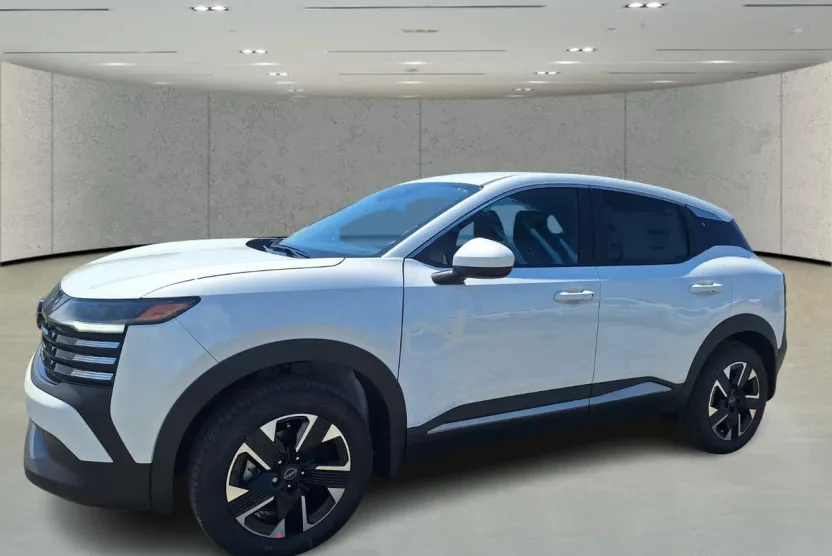 2025 Nissan Kicks SV photo 1