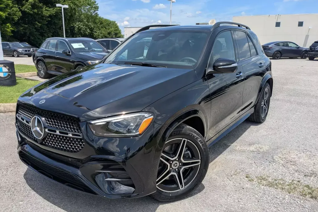 2025 Mercedes Benz GLE 350 4MATIC photo 1