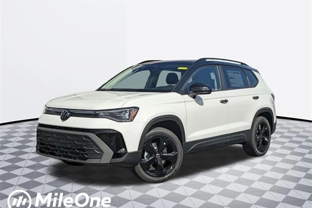2025 Volkswagen Taos SE photo 1