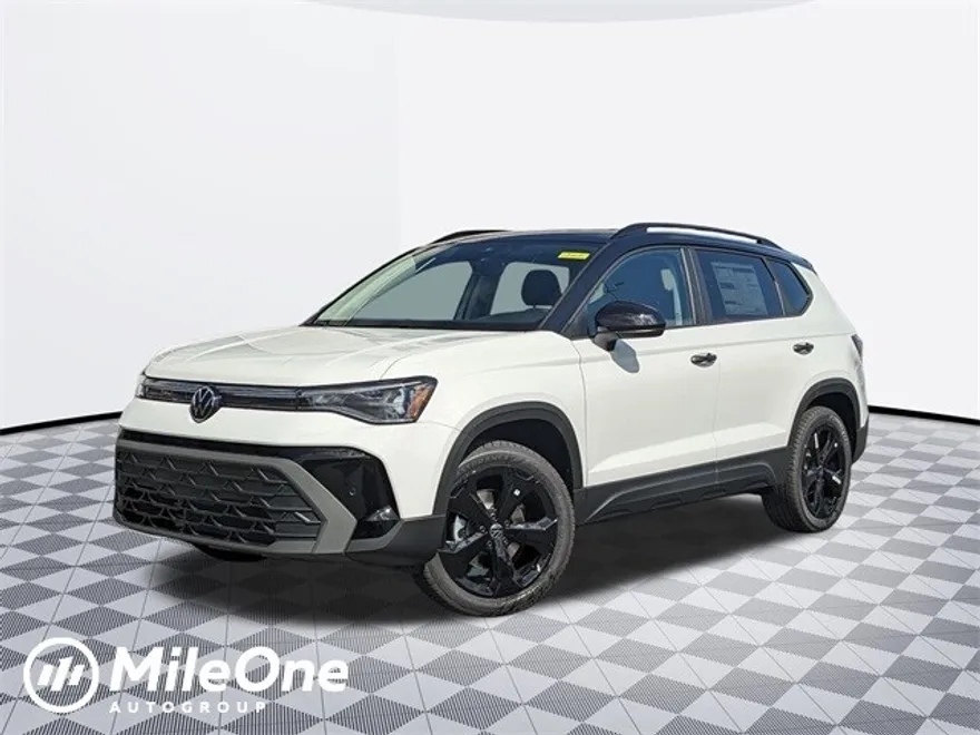 2025 Volkswagen Taos SE photo 1