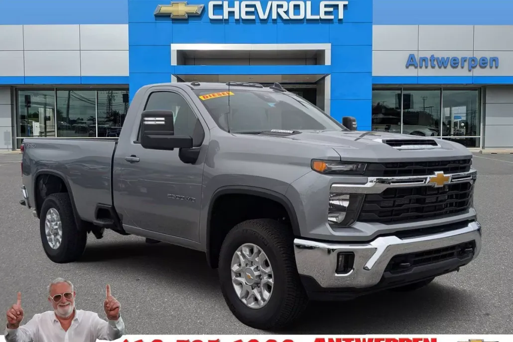 2025 Chevrolet Silverado 2500HD LT photo 1
