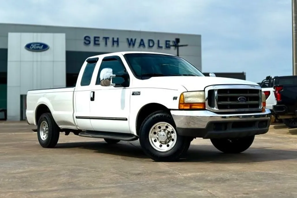 1999 Ford F-250 photo 1