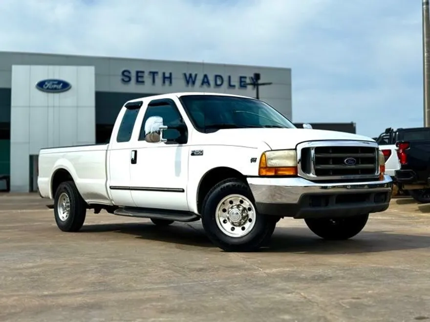 1999 Ford F-250 photo 1