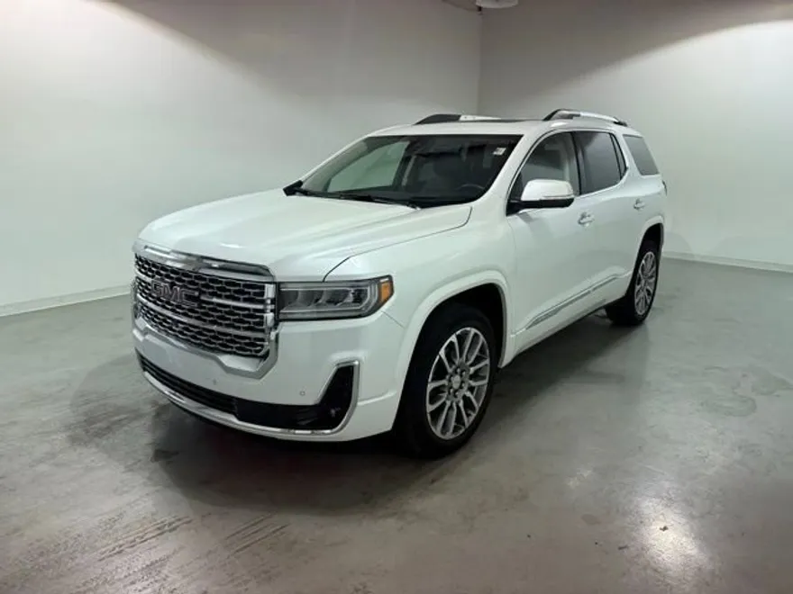 2023 Gmc Acadia Denali photo 1