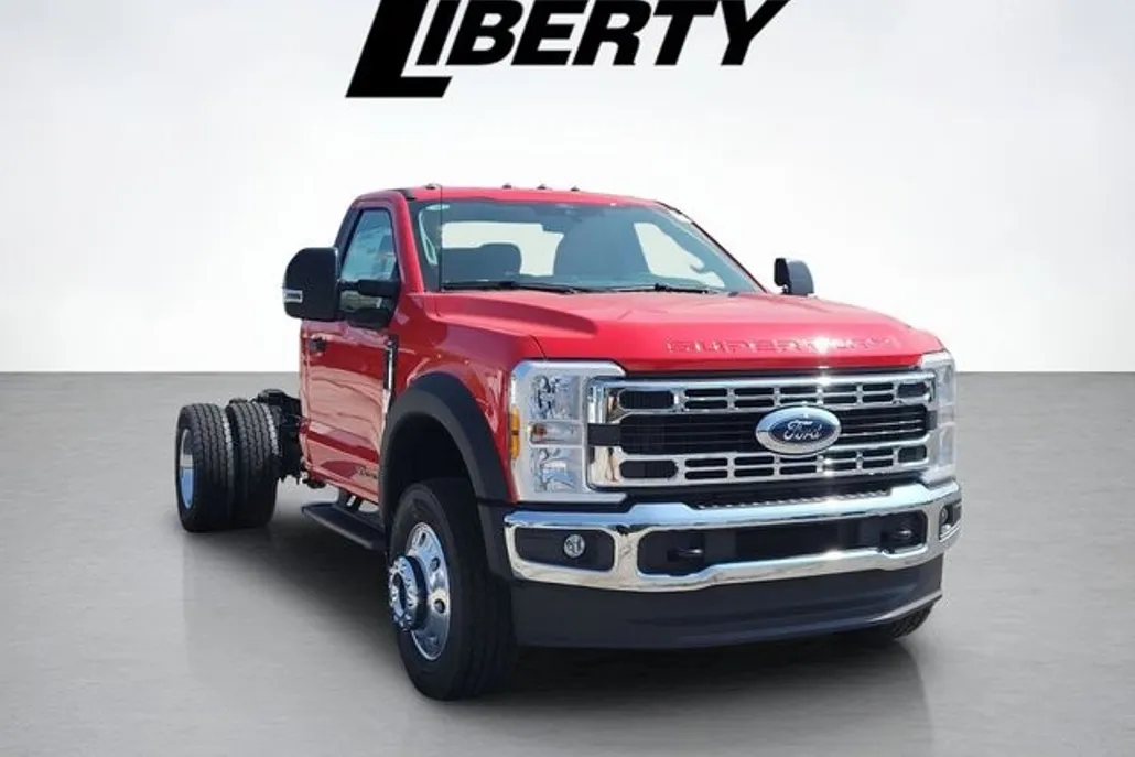 2026 Ford F-600 photo 1