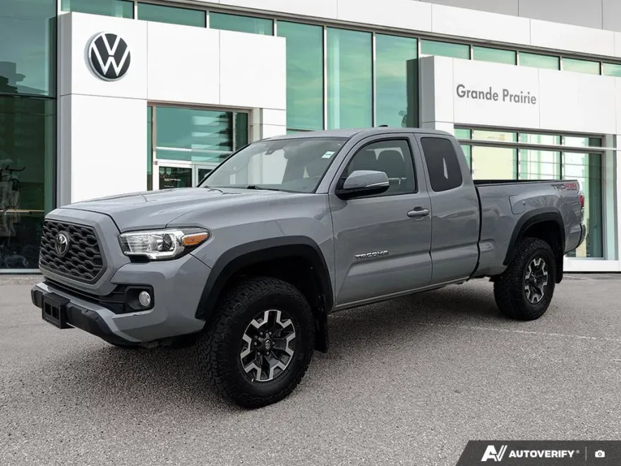 2020 Toyota Tacoma SR5 photo 1