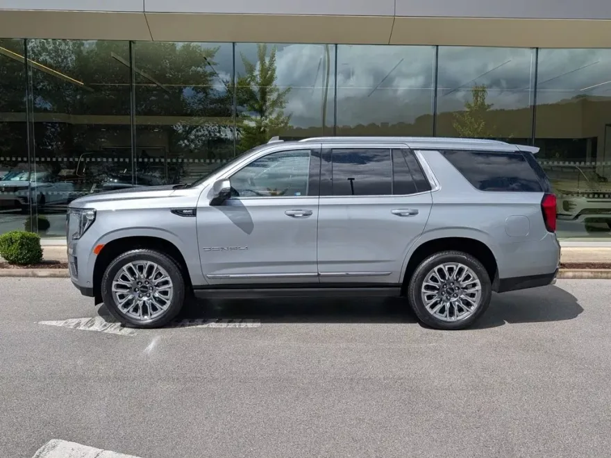2024 Gmc Yukon Denali Ultimate photo 1